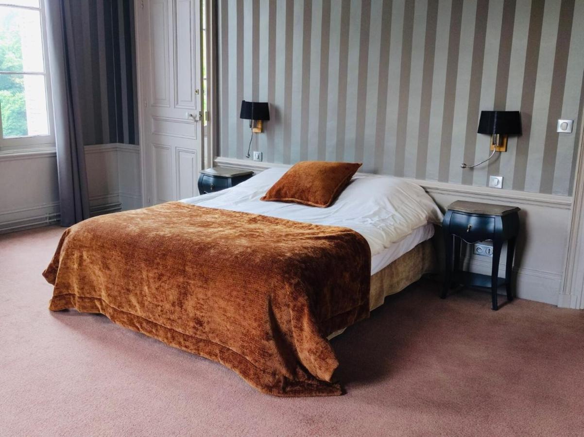 Golf Hotel Сен-Саен Экстерьер фото