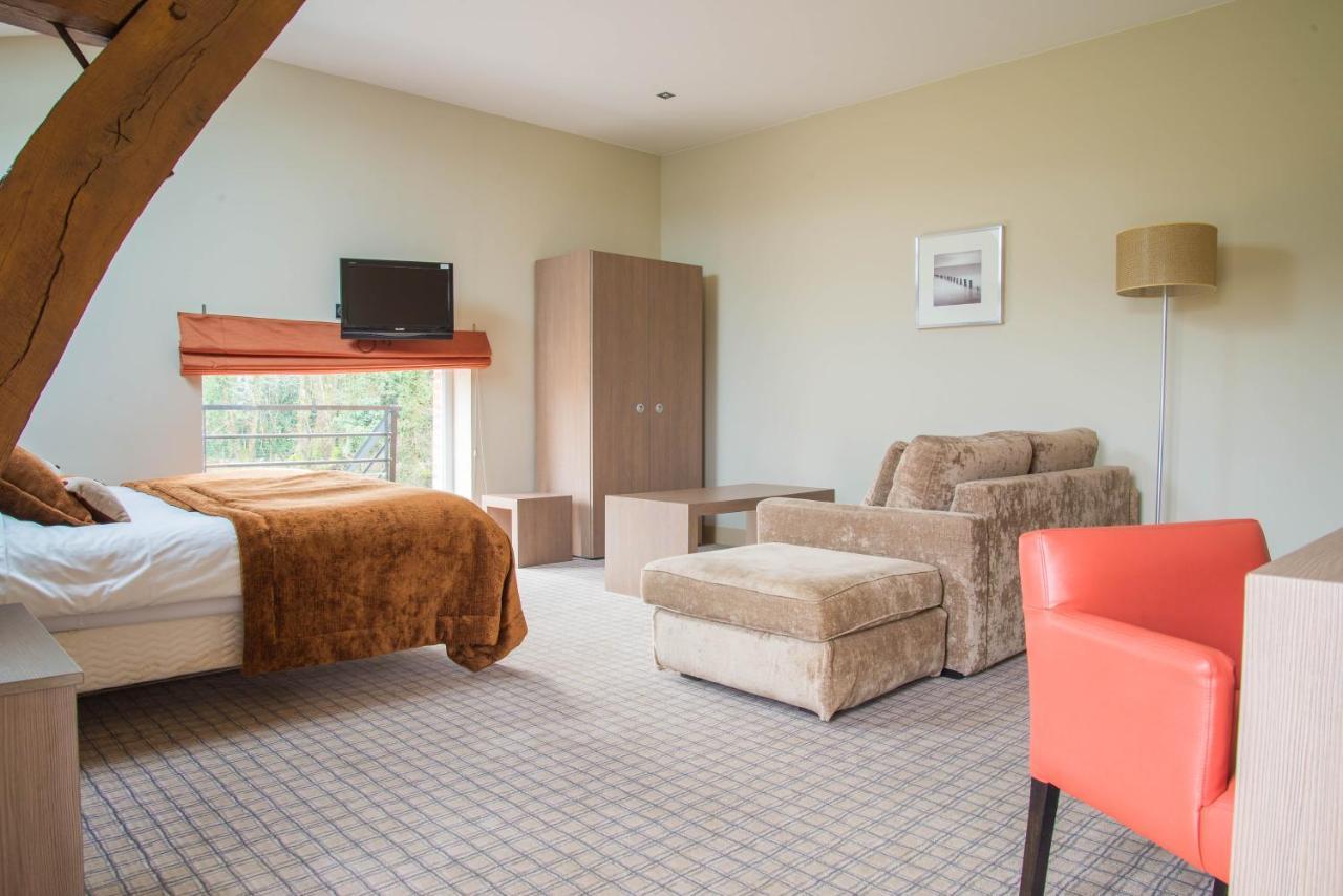Golf Hotel Сен-Саен Экстерьер фото